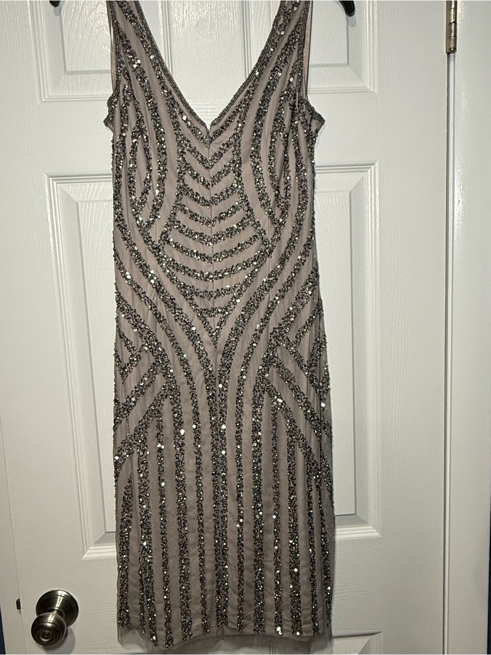 Adrianna Papell Taupe Sequin V-Neck Sheath Dress NWT - Wedding NYE Holiday Party - Picture 2 of 9